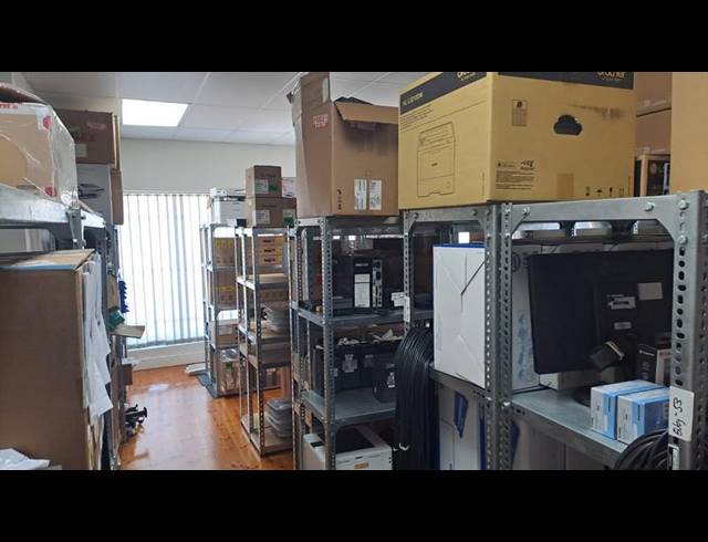 BUSINESS PROPERTY TO RENT IN NEWTON PARK
